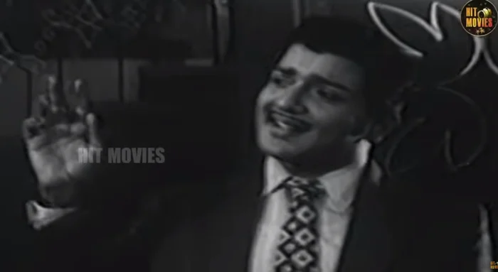 Sollathan Ninaikiren Movie Poster